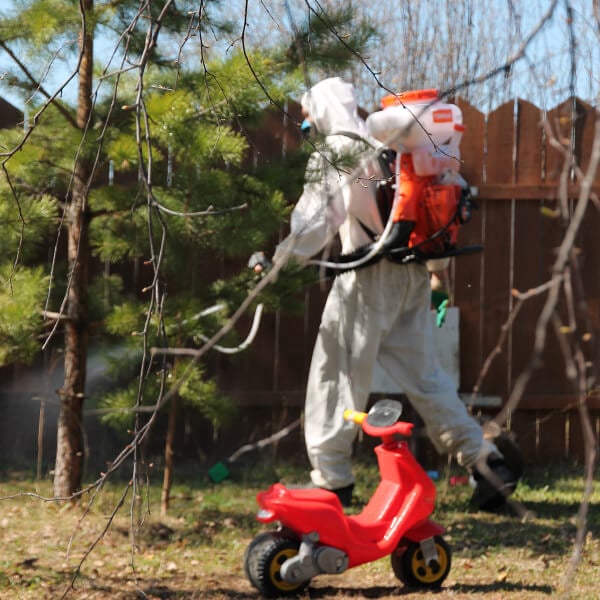 Обработка участка от клещей в Чернигове?